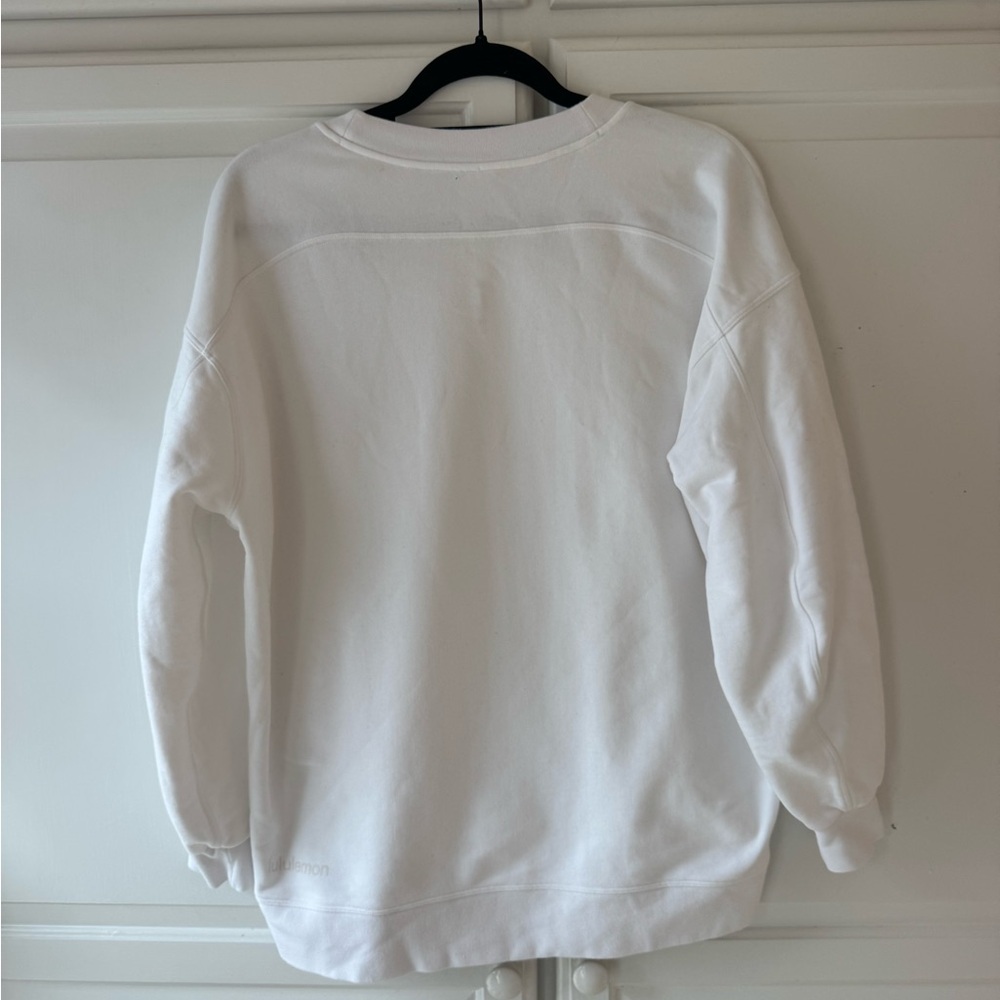 Lululemon Perfectly Oversized Crew White sweatshirt, Size 6 - Picture 6 of 8